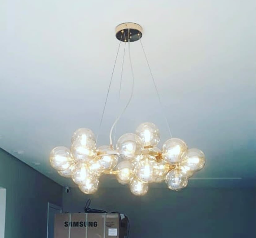 Detalhe do trabalho elétrico